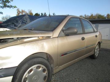 Renault Laguna Phase I (chassis & engine)/1998 beschikbaar voor biedingen