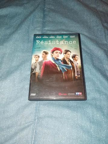 Te koop in een dvd-box de complete Résistance-serie  beschikbaar voor biedingen