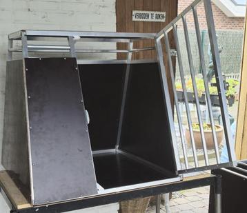 Honden bench .Nieuw.Super koopje beschikbaar voor biedingen
