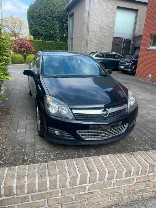 Opel astra h gtc (EXPORT!!!), Auto's, Opel, Particulier, Astra, Benzine, Coupé, 3 deurs, Handgeschakeld, Zwart, Zwart, Stof, Voorwielaandrijving