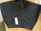 Nieuwe short maat 42, Kleding | Dames, Broeken en Pantalons, Zwart, Maat 42/44 (L), Nieuw, Ophalen of Verzenden