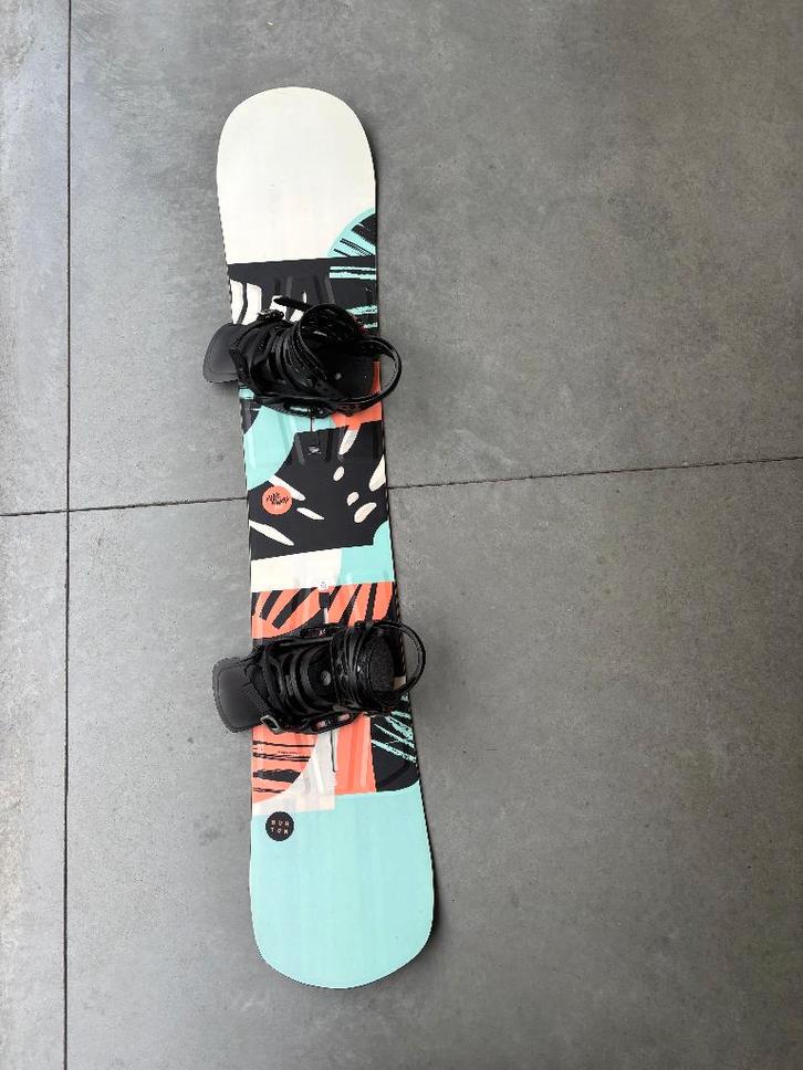 burton snowboard + bindingen, Sport en Fitness, Snowboarden, Zo goed als nieuw, Board, Ophalen of Verzenden