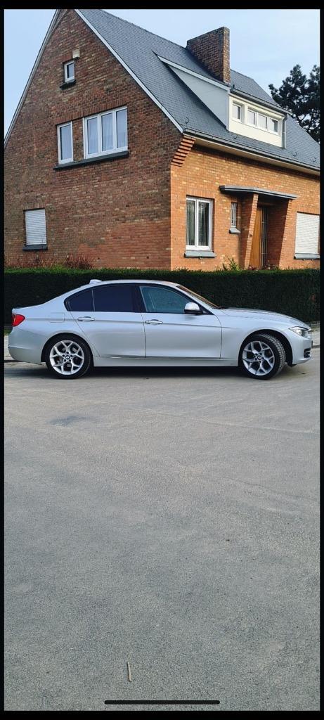 BMW SERIE 318D Euro 6b full, Autos, BMW, Particulier, Série 3, ABS, Phares directionnels, Airbags, Air conditionné, Alarme, Bluetooth