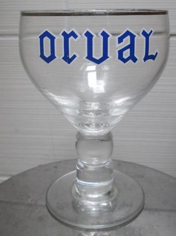 2 verschillende oude Orval-glazen beschikbaar voor biedingen