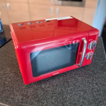 Microgolfoven beschikbaar voor biedingen