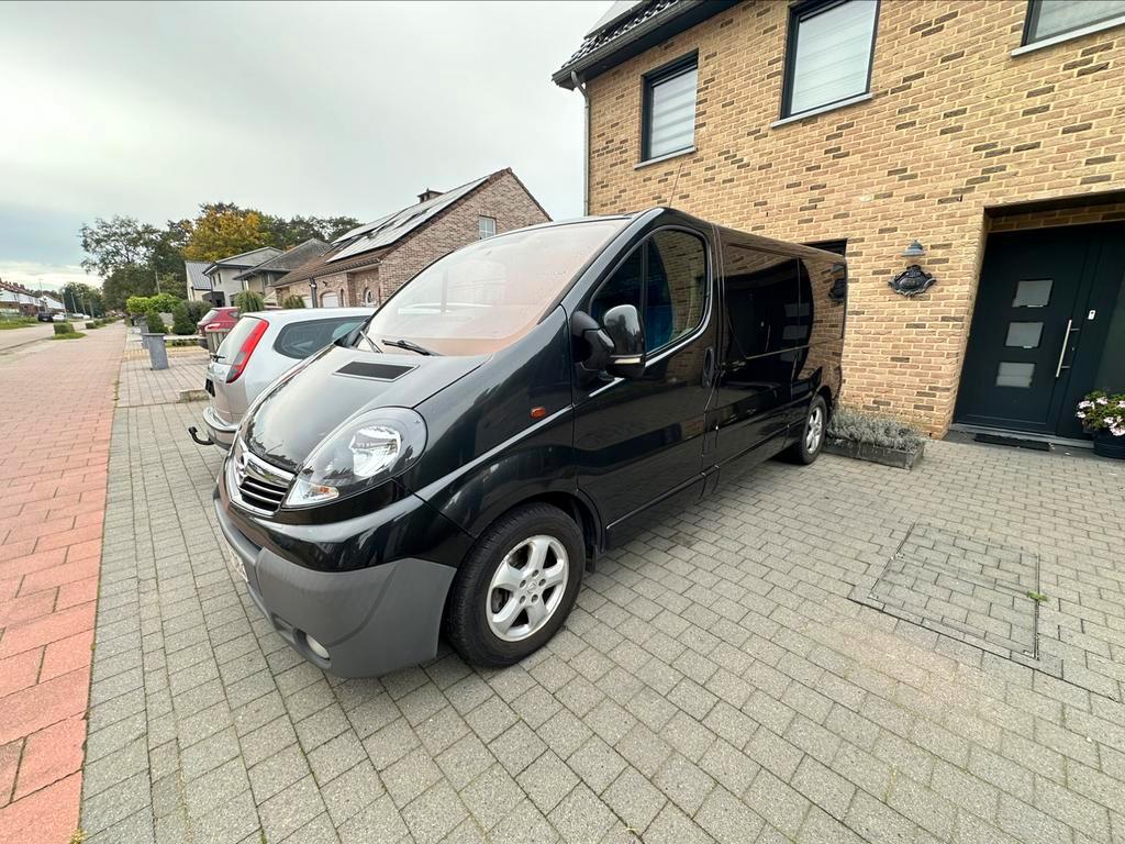 Opel vivaro 2.5cdti lang versie Gekeurd v verkoop