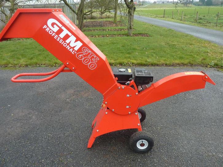 Benzine tuinhakselaar GTM professional GTS600., Tuin en Terras, Hakselaars, Gebruikt, Benzine, Ophalen