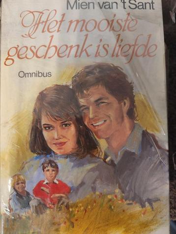 Het mooiste geschenk is liefde  beschikbaar voor biedingen