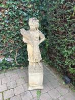 Beeld vrouw op zuil, Tuin en Terras, Ophalen, Gebruikt, Mensenbeeld