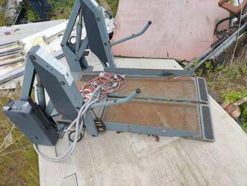 Ricon Personenlift voor bestelwagens beschikbaar voor biedingen