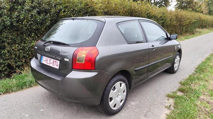 2002 Toyota Corolla 1.4 essence 100ch /4 pneus NEUFS /EURO 4, Auto's, Toyota, Particulier, Corolla, Benzine, Euro 4, Handgeschakeld