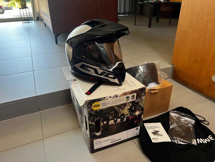 BMW helm EVO / GS / XL 60-61 / mips / Carbon / endurohelm, Motoren, Kleding | Motorhelmen, Heren, Integraalhelm, XL, Overige merken