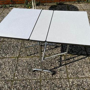 Witte opvouwbare tafel van Formica voor minder ruimte  beschikbaar voor biedingen