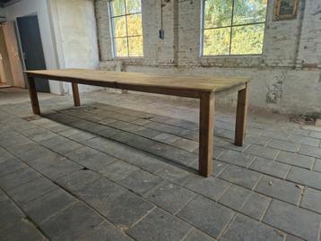 Franse wijntafel- boerentafel karaktervolle lange tafel  beschikbaar voor biedingen