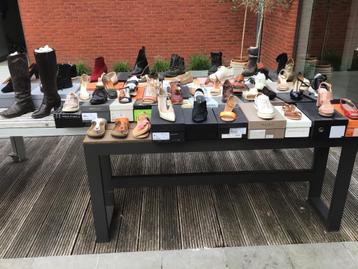 48 paar damesschoenen maat 39 beschikbaar voor biedingen