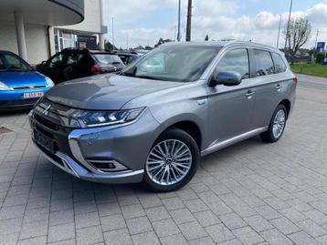 Mitsubishi Outlander PHEV plug in hybride 2,4, Autos, Mitsubishi, Argent ou Gris, Outlander, Entreprise, 5 portes
