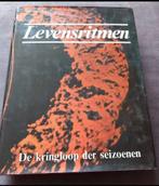 Boek : levensritmen : kringloop der seizoenen / A. Smith, Comme neuf, Enlèvement ou Envoi