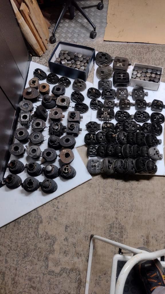 CILINDERS,CILINDERKOPPEN van oldtimer brommers, Vélos & Vélomoteurs, Pièces de cyclomoteur | Oldtimers & Ancêtres, Enlèvement