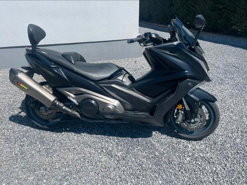 KYMCO AK 550 etat neuf avec 10000kms, Fietsen en Brommers, Scooters | Kymco, Zo goed als nieuw, Overige modellen, Klasse A (25 km/u)