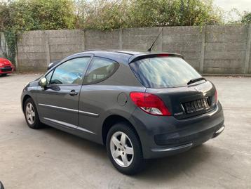 Peugeot 207 1.4benzine 2011met alleen 52000km*airco*garantie beschikbaar voor biedingen
