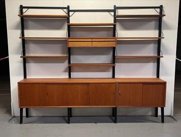 Poul Cadovius by Royal System vintage modulair wandsysteem 