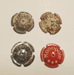 4 oude champagnecapsules (à encoches), Verzenden, Gebruikt