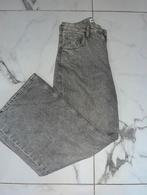 Jeans à jambes larges Bershka, gris l’taille 36, Vêtements | Femmes, Jeans, Enlèvement ou Envoi, Comme neuf, Gris, W28 - W29 (confection 36)