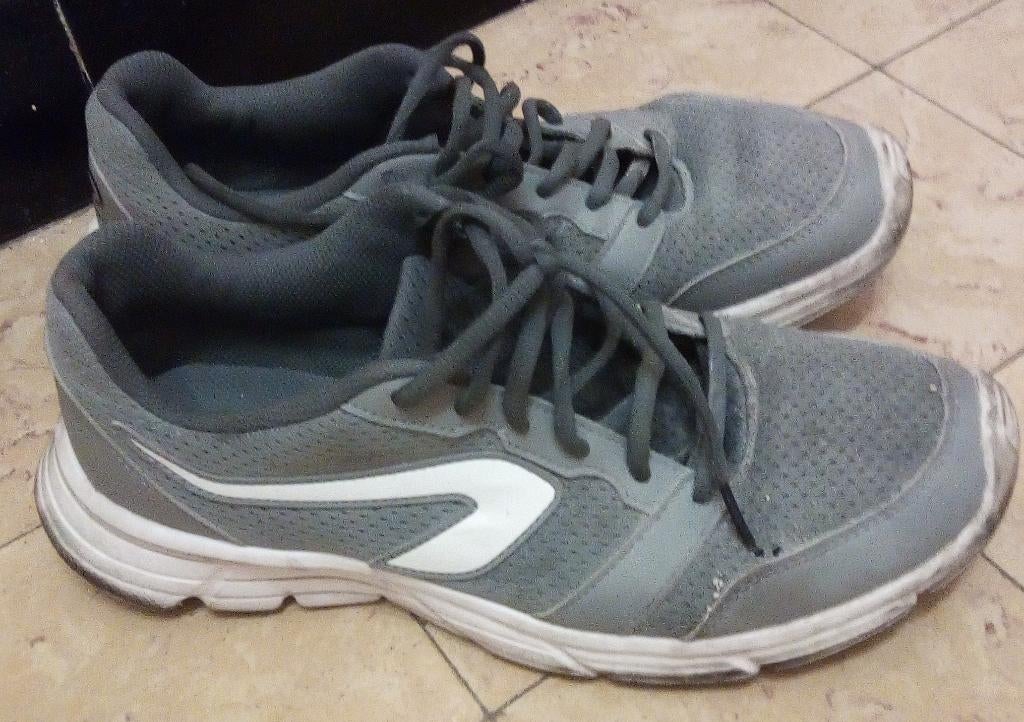 recherche paires de basket portées, Envoi, Utilisé, Chaussures