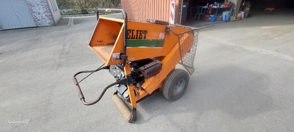 BROYEUSE DE BRANCHES ELIET SUPER PRO, Tuin en Terras, Hakselaars, Gebruikt, Benzine, Ophalen