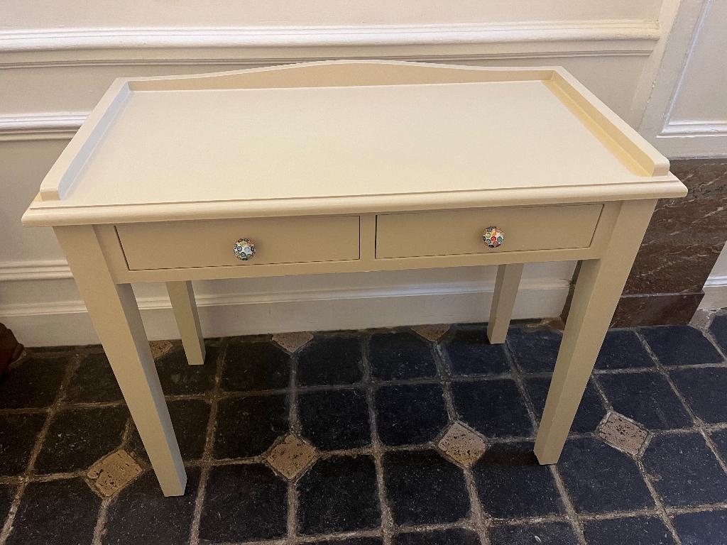 Bureau, Enlèvement, Utilisé