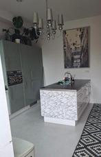 HOOGGLANS IKEA KEUKEN MET KOOKEILAND, Wit, Ophalen of Verzenden, Zo goed als nieuw, Kunststof