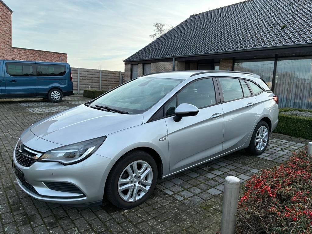 Opel Astra 14i, automatique, Autos, Achat, Entreprise, Garantie prolongée, Entretenue par le concessionnaire
