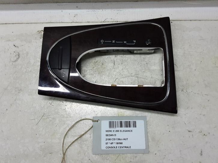 MIDDENCONSOLE Mercedes-Benz E (W211) (A2116802236), Auto-onderdelen, Interieur en Bekleding, Mercedes-Benz, Gebruikt