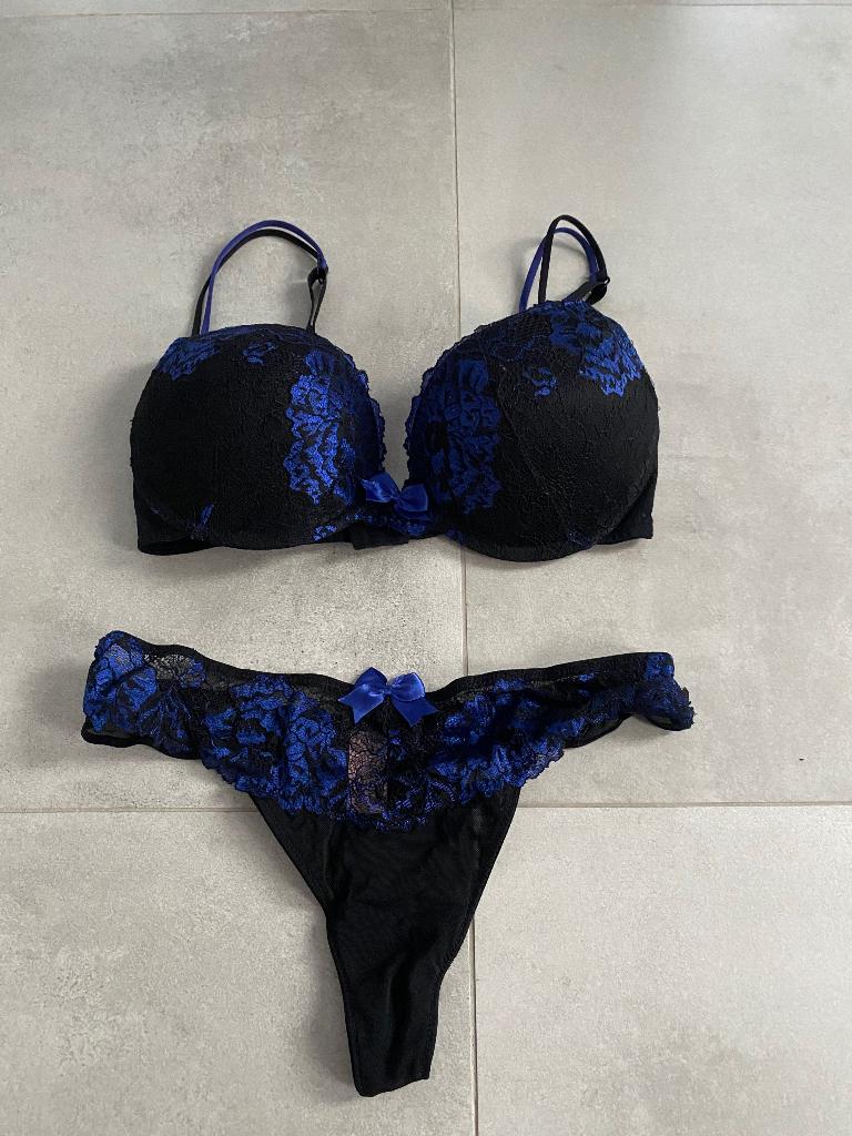 Setje Hunkemöller 75C en M, Hunkemöller, Enlèvement, Ensemble