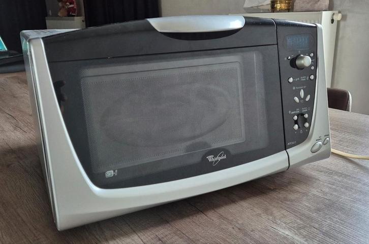 Microgolf Combi Whirlpool, Elektronische apparatuur, Microgolfovens, Zo goed als nieuw, Vrijstaand, Combi-microgolfoven, Crisp