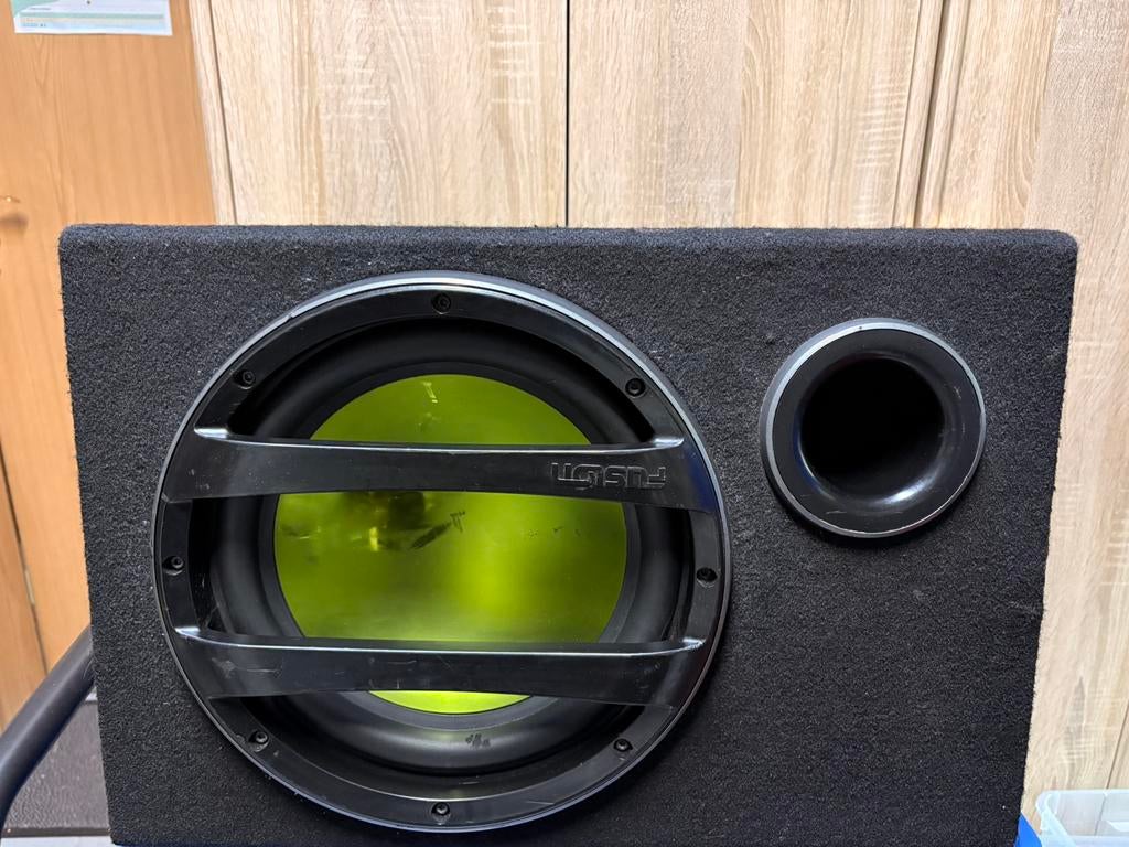 Caisson de basses actif FUSION CS-AW1120 avec ampli intégré, Autos : Divers, Haut-parleurs voiture, Utilisé, Enlèvement