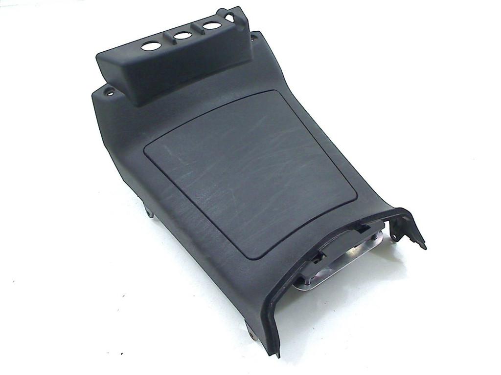 TANKKLEP Piaggio MP3 530 2022- (01-2022/-) (1B010749), Dhr. S. di Majo, Gebruikt, Info@cama-motorparts.nl, P.J. Troelstraweg 8 8
3144 CX  MAASSLUIS, NL