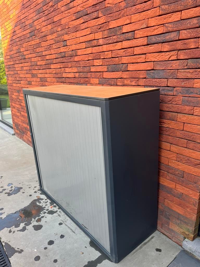 METALEN OPBERGKAST MET ROLDEURTJE, Ophalen, Zo goed als nieuw