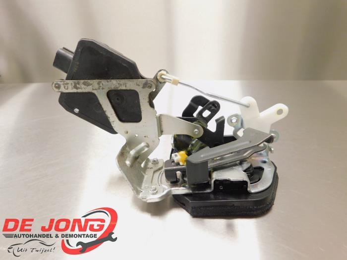 Serrure portière mécanique 4portes arrière gauche d'un Hy, -, 3 mois de garantie, Utilisé, Hyundai