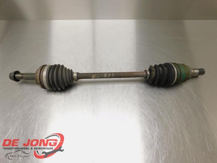 Aandrijfas links-voor van een Toyota Yaris, Auto-onderdelen, Remmen en Aandrijving, Toyota, Gebruikt, 3 maanden garantie, Ophalen of Verzenden