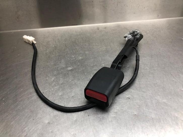 GORDELSLOT RECHTS VOOR Hyundai iX35 (LM) (|130107|), Auto-onderdelen, Interieur en Bekleding, Hyundai, Gebruikt