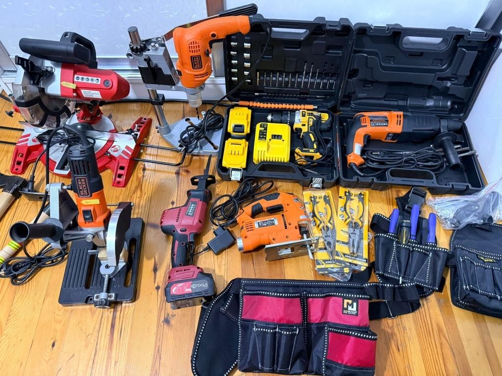 Homme à Tout Faire – Prix raisonnable, Bricolage & Construction, Éclairage de chantier, Neuf, Enlèvement