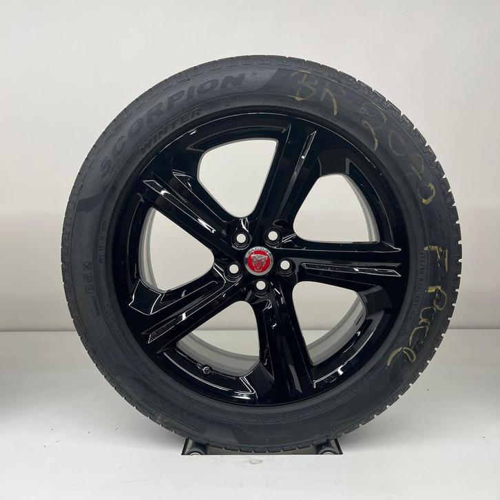 Jaguar F-Pace - 20 inch - winterbanden, Auto-onderdelen, Banden en Velgen, Banden en Velgen, Winterbanden, 20 inch, 255 mm, Personenwagen