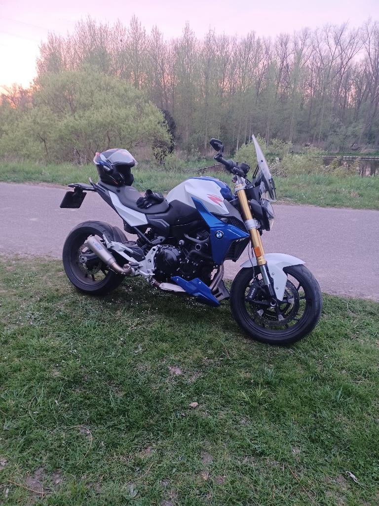 BMW F900R SPORT, Motos, Motos | BMW, Particulier, Naked bike, plus de 35 kW, 2 cylindres, Permis Moto A, ABS, Poignées chauffantes