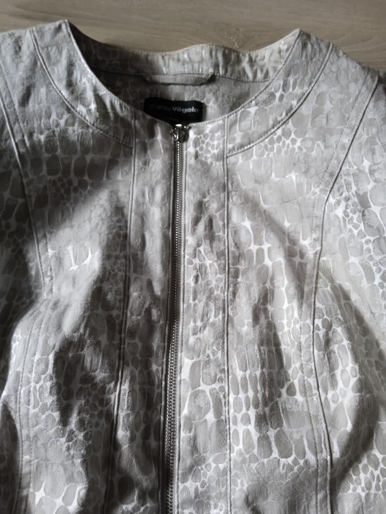 damesvest maat 42, Kleding | Dames, Jasjes, Kostuums en Pakken, Ophalen, Gedragen, Maat 42/44 (L)