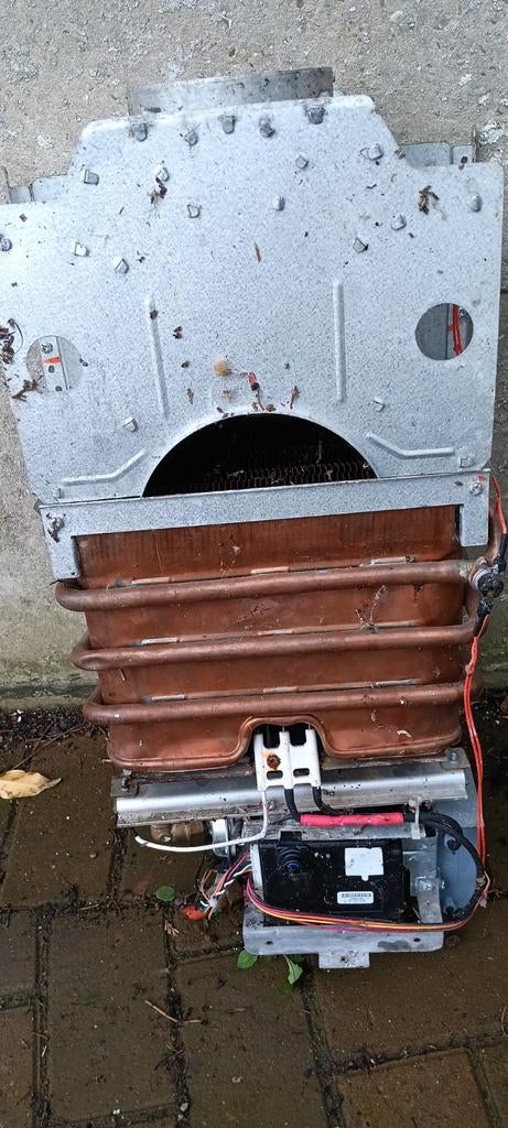 Gasgeiser termal fluendo plus, Ophalen