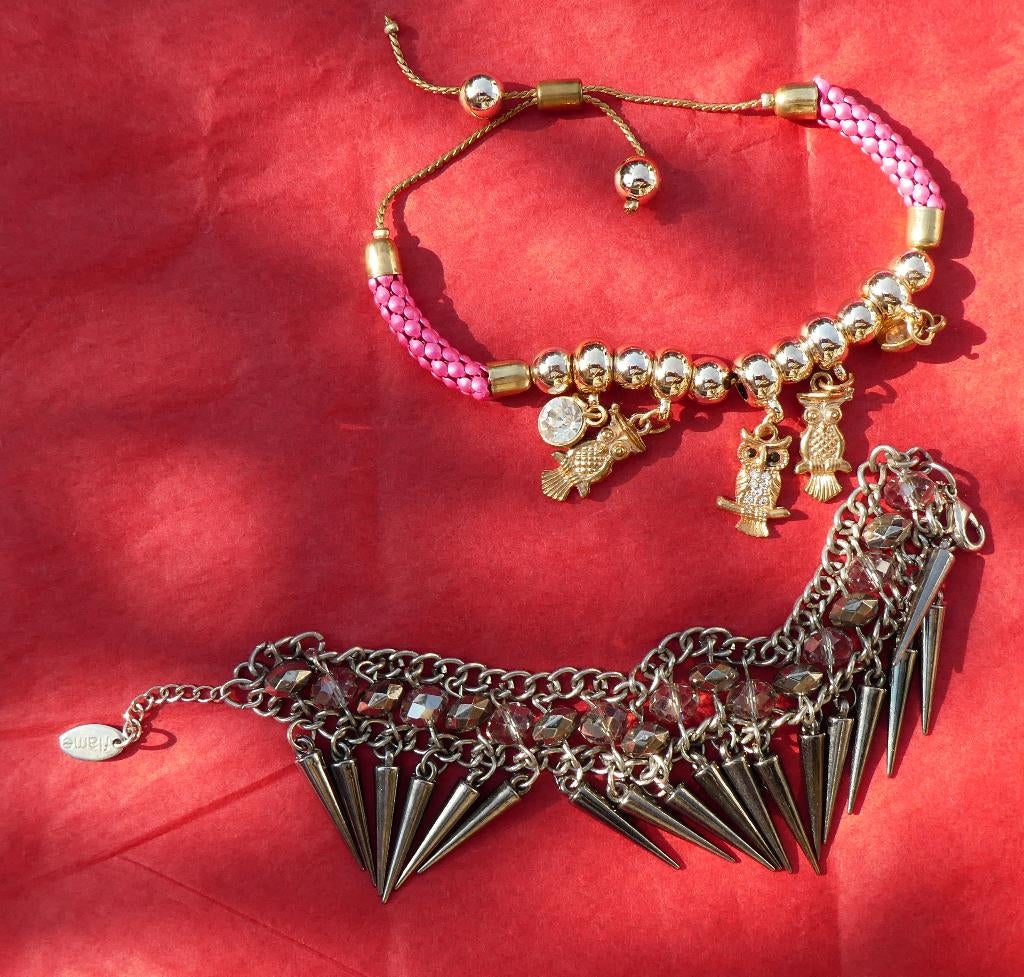 Lot de 2 bracelets, Bijoux, Sacs & Beauté, Bracelets, Enlèvement ou Envoi, Comme neuf, Autres couleurs