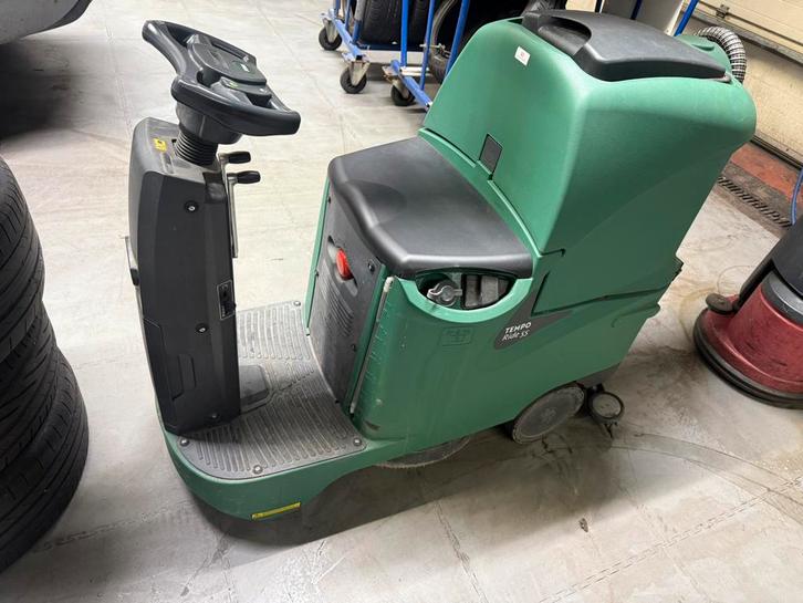 Boma tempo ride 55, Diensten en Vakmensen, Schoonmakers en Ramenwassers, Schoonmaken bedrijfsruimte, Schoonmaken woning