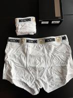 Lot de 2 malles Moschino, Envoi, Blanc, Boxer