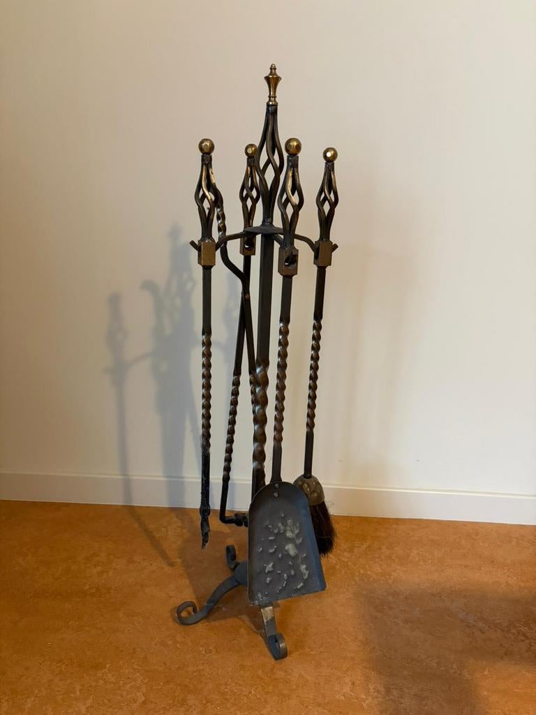 Kandelaars, klok,spiegel, paraplubak, haardscherm te koop, Ophalen